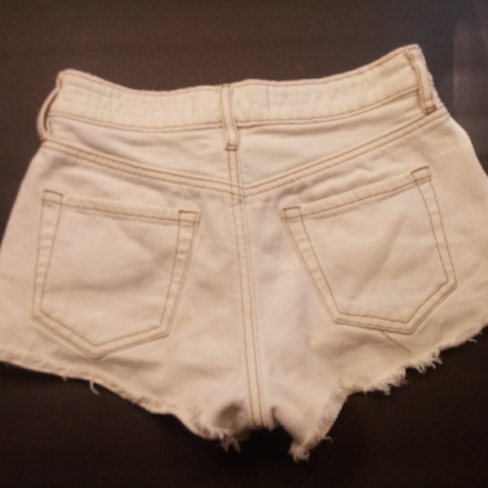 💋🔥 BULLHEAD HIGH-RISE SHORTS 🔥 - Picture 3 of 5